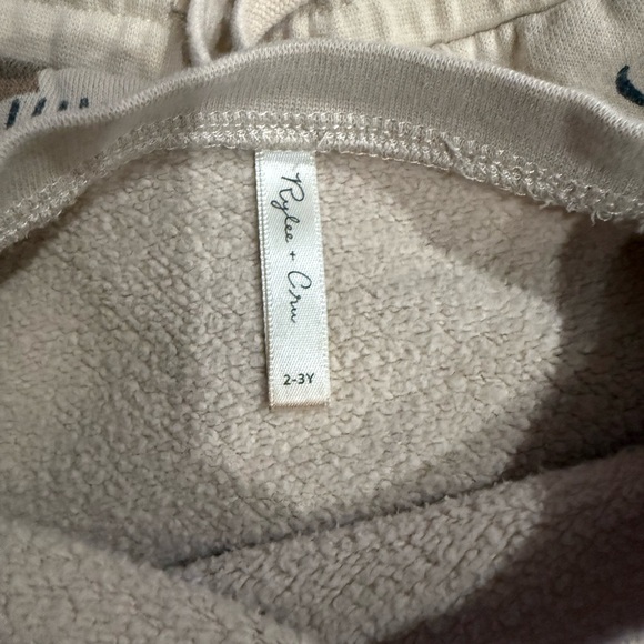 Rylee + Cru Sausage Dog Sweatsuit Set in size 2-3 years - Picture 3 of 5